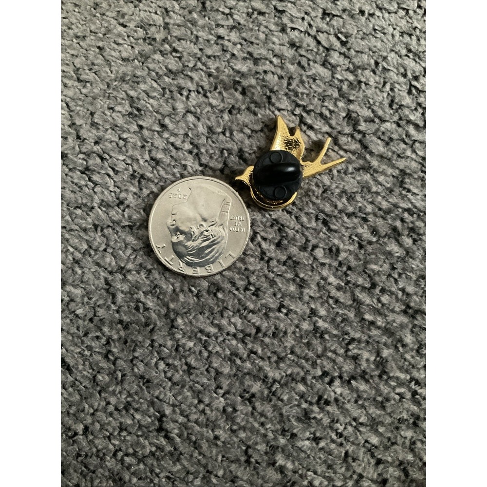 Dove w Rhinestone Eye Gold Tone Vintage Lapel Pin Pinback - Picture 4 of 4
